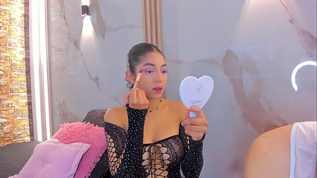 Aron and molly online show from 14, 11, 2025