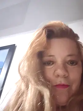 karlaanqui1 online show from 7, 4, 2026