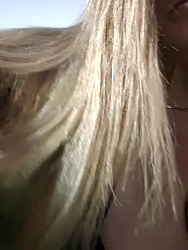 karlaanqui1 online show from 28, 2, 2026