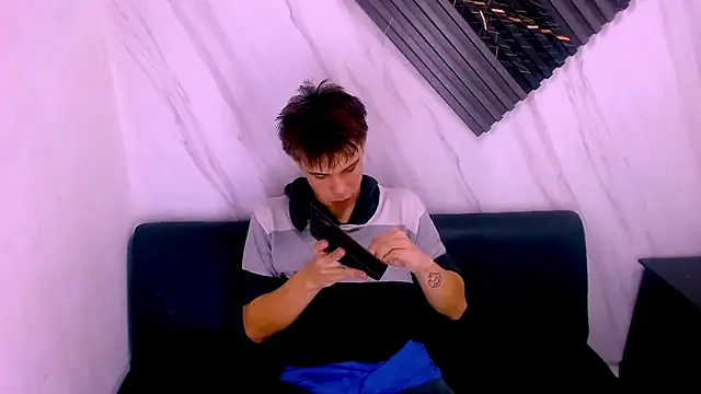 Liam York  online show from 8, 4, 2026