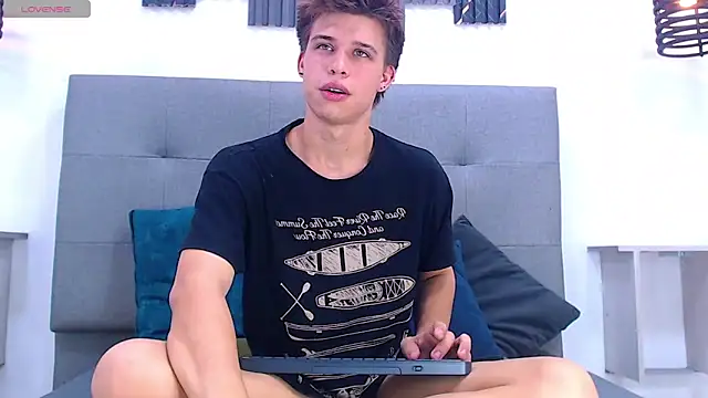 Liam York  online show from 28, 3, 2026