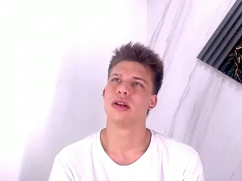 Liam York  online show from 22, 2, 2026