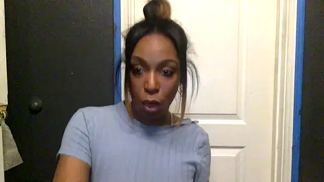Snapshot of 0shunsquirts chatting on 13, 12, 2025 0shunsquirts online show from 13, 12, 2025