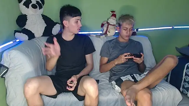 Kurt williams1 online show from 22, 12, 2025