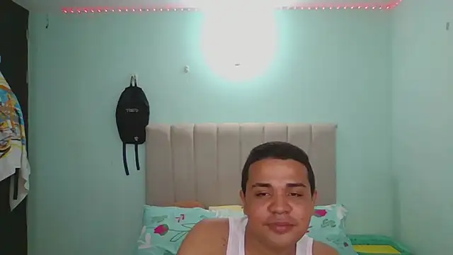 hot boyy11 online show from 11, 11, 2025