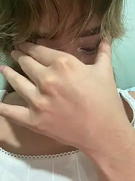 latinahorny11 online show from 14, 2, 2026