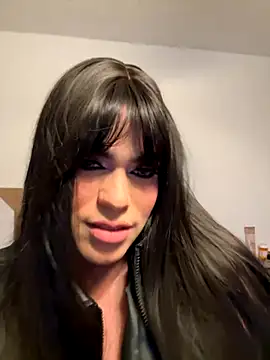 Snapshot of rikiisaac5 chatting on 10, 11, 2025 rikiisaac5 online show from 10, 11, 2025