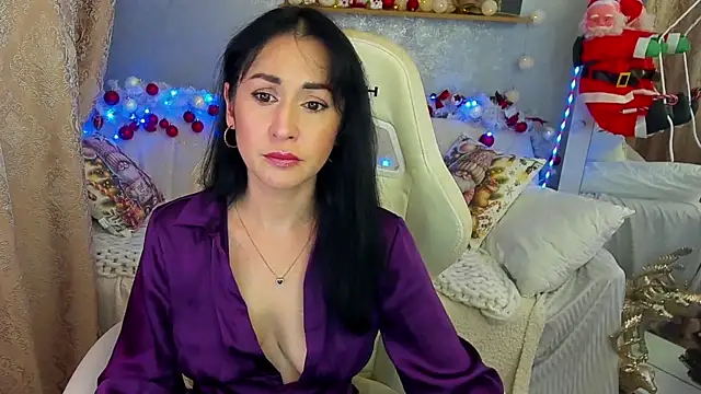 Snapshot of CarolinaaFoxyyy chatting on 20, 12, 2025 CarolinaaFoxyyy online show from 20, 12, 2025