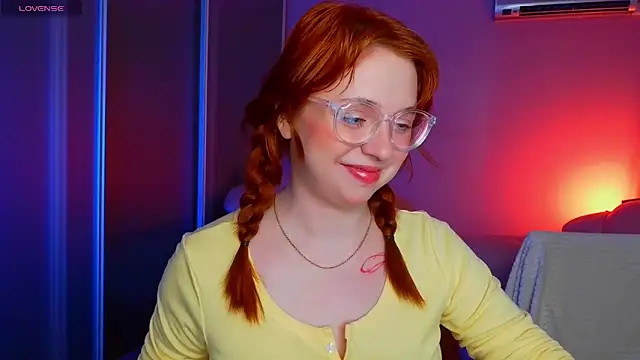 Snapshot of Erica_Nelson chatting on 8, 6, 2026 Erica Nelson online show from 8, 6, 2026