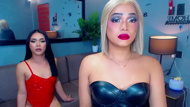 SavageSisters online show from 9, 11, 2025