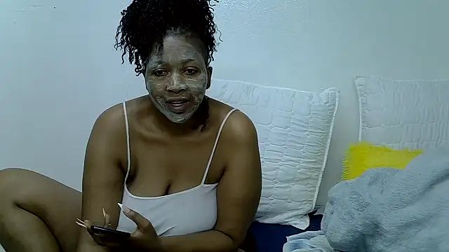 HipsDontLieX95 online show from 1, 12, 2025