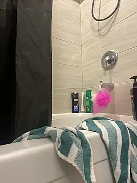 Snapshot of juicythickclit69 chatting on 19, 1, 2026 juicythickclit69 online show from 19, 1, 2026