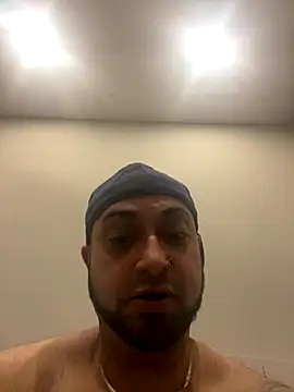 Snapshot of juicythickclit69 chatting on 17, 11, 2025 juicythickclit69 online show from 17, 11, 2025