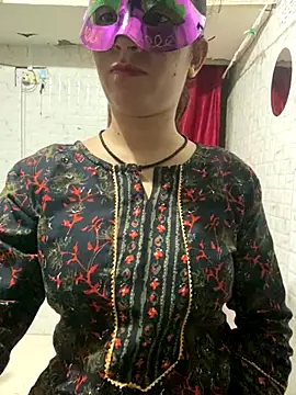 Red Queen 11 online show from 17, 11, 2025