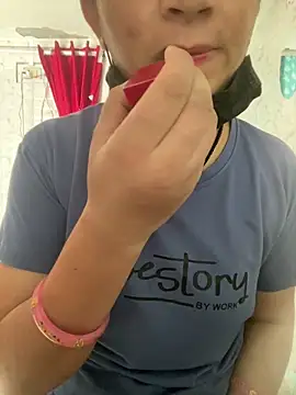 Red Queen 11 online show from 8, 2, 2026