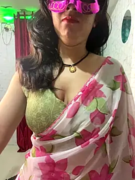 Red Queen 11 online show from 15, 12, 2025