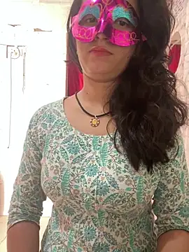 Red Queen 11 online show from 30, 11, 2025