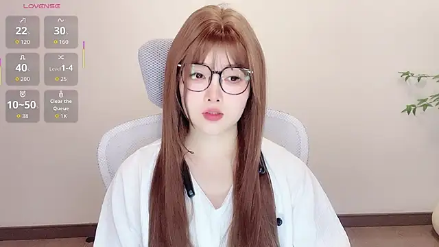 Insist6 online show from 9, 4, 2026