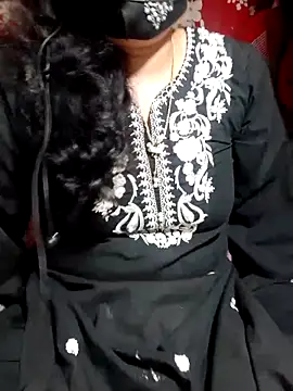 HotGirl23231 online show from 5, 4, 2026