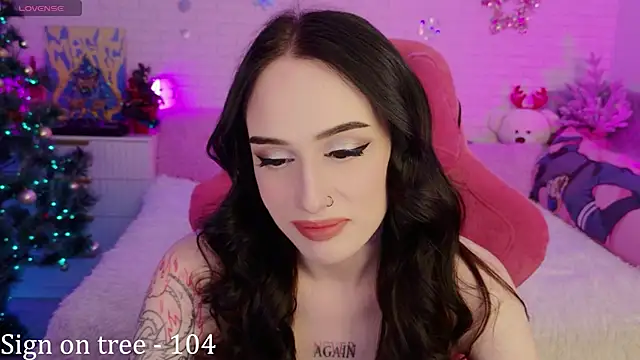 Darineko  online show from 19, 12, 2025