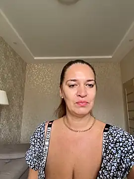 Milana8263 online show from 15, 11, 2025