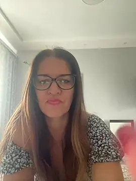 Milana8263 online show from 10, 5, 2026