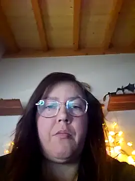 Snapshot of Persephone_CH_off chatting on 2, 12, 2025 Persephone CH off online show from 2, 12, 2025