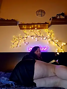 Snapshot of Persephone_CH_off chatting on 27, 11, 2025 Persephone CH off online show from 27, 11, 2025