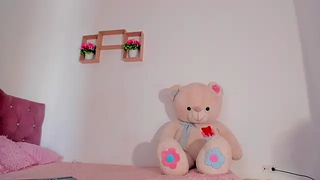 vanessa sexyhot  online show from 13, 2, 2026