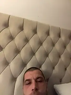 Kinkycouple142 online show from 8, 2, 2026