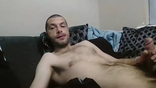 Kinkycouple142 online show from 9, 5, 2026
