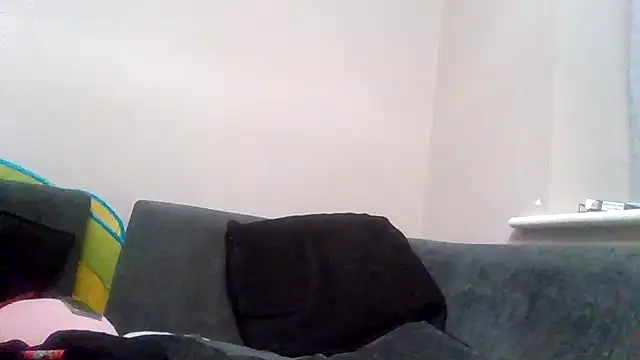 Kinkycouple142 online show from 10, 4, 2026