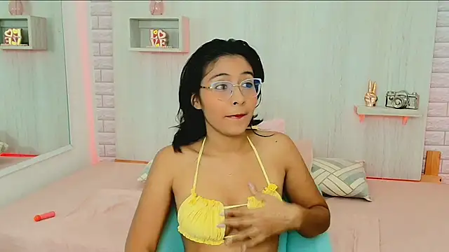 KATY LOWERY online show from 22, 3, 2026