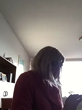 simone xdressing online show from 21, 12, 2025