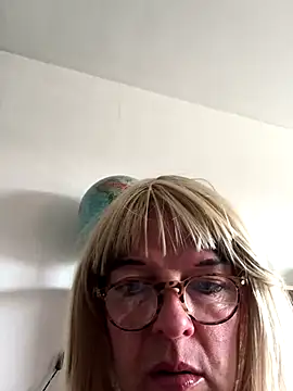 simone xdressing online show from 25, 9, 2025