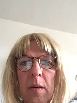 simone xdressing online show from 15, 2, 2026