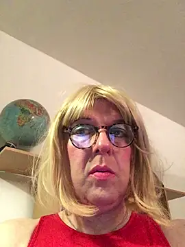 simone xdressing online show from 26, 2, 2025