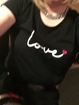 simone xdressing online show from 28, 9, 2025