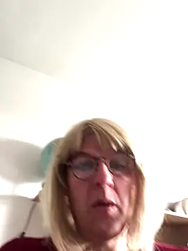 simone xdressing online show from 19, 10, 2025