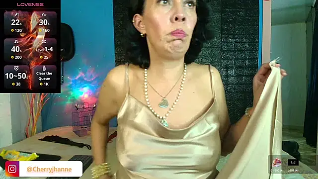 Jhanne Cherry  online show from 7, 2, 2026