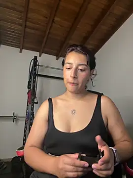 VictoriaAmelie online show from 30, 11, 2025