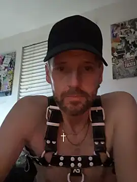 Snapshot of KentishLondoner chatting on 2, 3, 2026 KentishLondoner online show from 2, 3, 2026