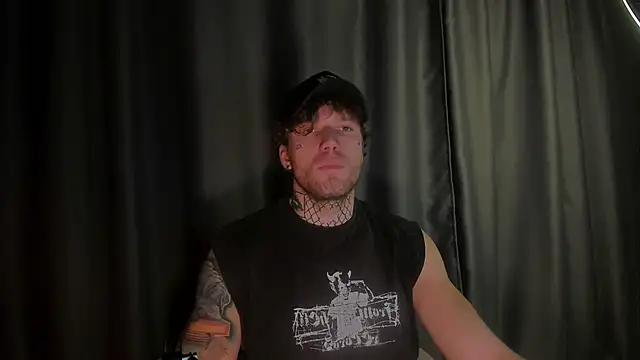 Huntall77 online show from 1, 12, 2025