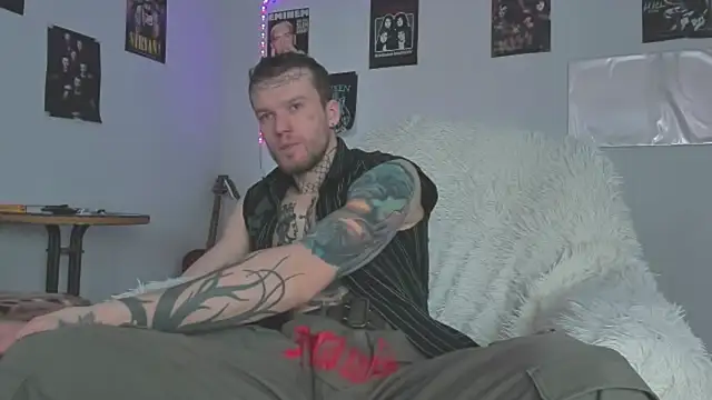 Huntall77 online show from 27, 3, 2026