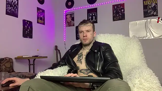 Huntall77 online show from 13, 3, 2026