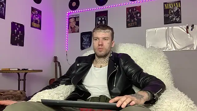 Huntall77 online show from 16, 3, 2026