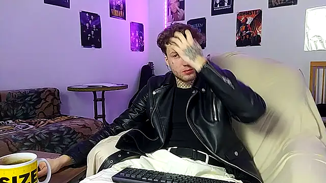 Huntall77 online show from 8, 1, 2026