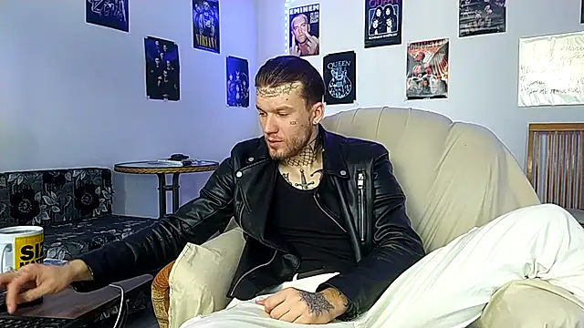 Huntall77 online show from 16, 1, 2026