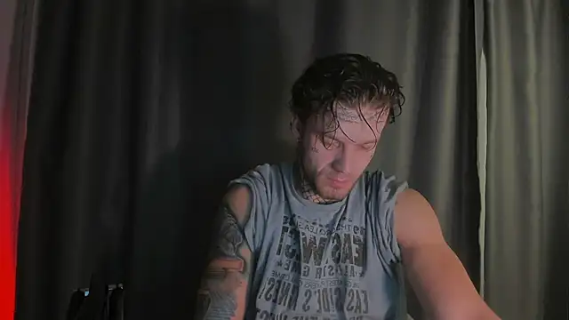 Huntall77 online show from 2, 12, 2025