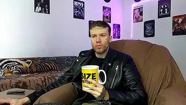 Huntall77 online show from 10, 1, 2026